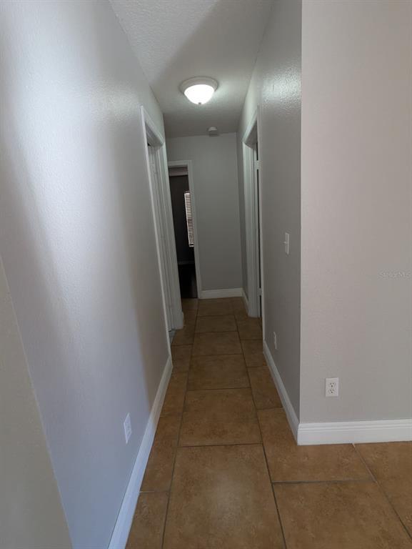 Building Photo - 1538 Algonkin Loop