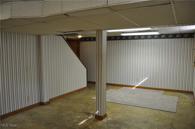 Building Photo - 3366 Broad Vista St NW