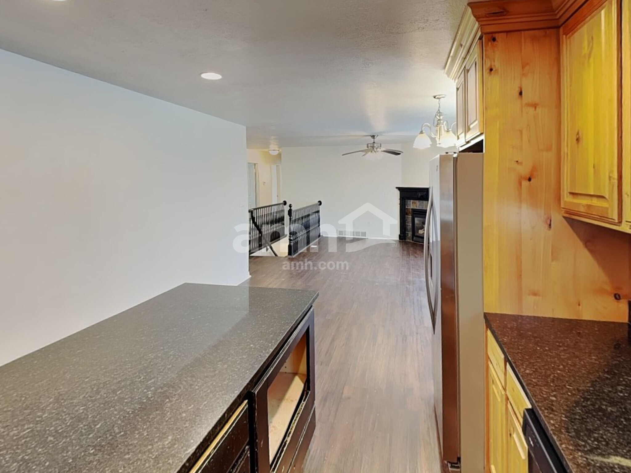 Building Photo - 1666 W 9685 S