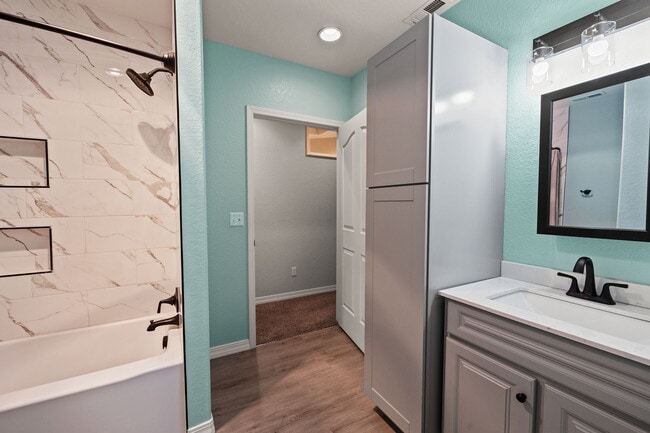 Building Photo - 6679 Bethesda Point