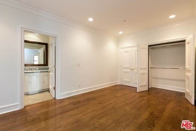 Building Photo - 1450 Cuesta Linda Dr