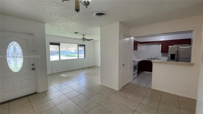 Building Photo - 301 N 67th Ave