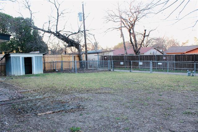 Building Photo - 1511 Laurel Ln