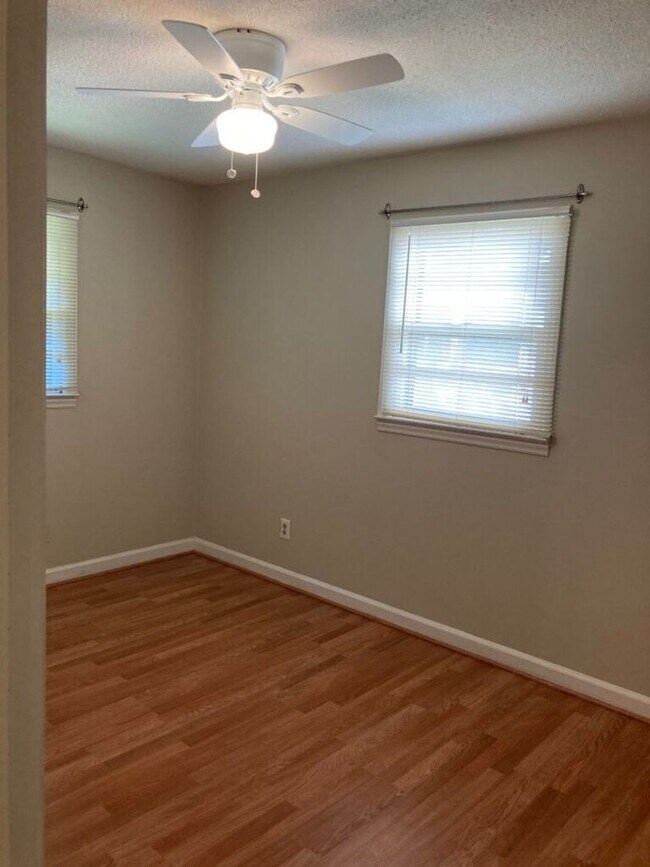 Building Photo - Charming 3BR House in Winston Salem