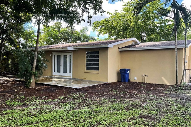 Building Photo - 10221 Dolphin Rd