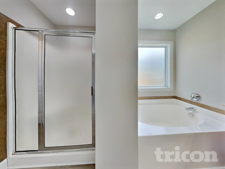 Building Photo - 48 Gold Cup Ct