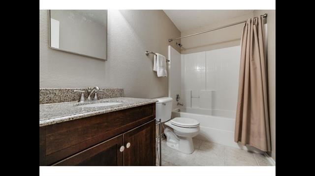 Building Photo - 5425 Comanche Wells Dr