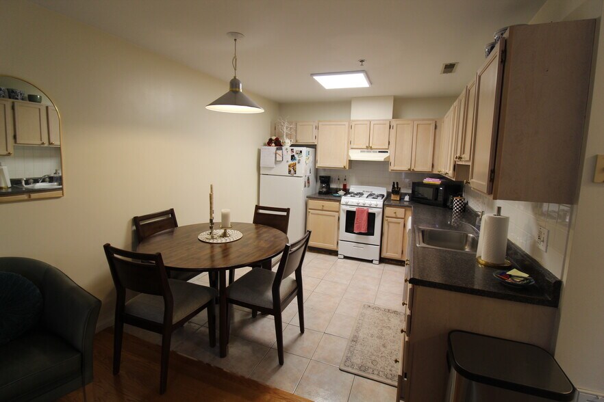 Building Photo - 2020 Massachusetts Ave