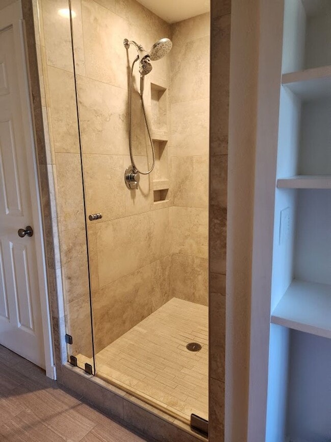 Building Photo - Beautiful Country Townhome!