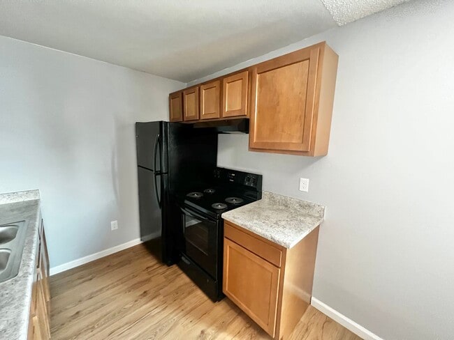 Building Photo - Myers Court