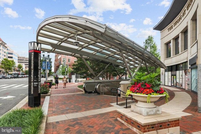 Building Photo - 4817 Chevy Chase Blvd