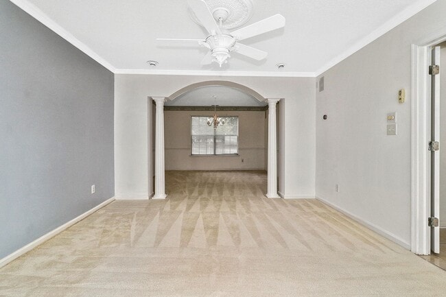 Building Photo - Beautiful 5 bedroom home in Grassfield Area of Chesapeake, VA