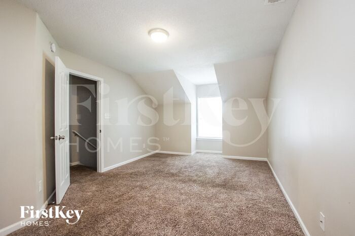 Building Photo - 7315 Aragorn Ln