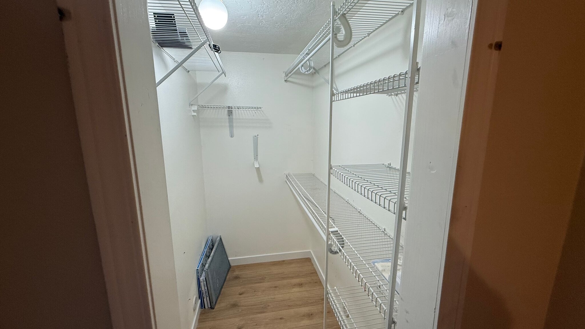 Building Photo - 1184 N 850 E
