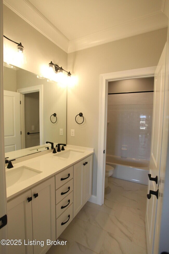 Building Photo - 6320 Pond Lily St