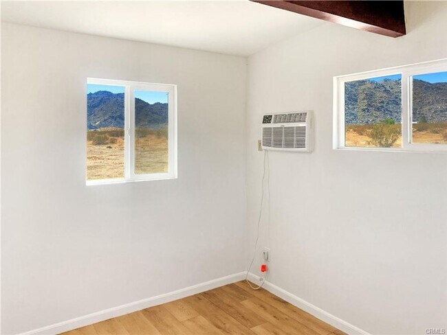 Building Photo - AVAILABLE NOW