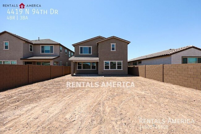 Building Photo - Gorgeous Open-Concept 4-Bedroom Home in a ...