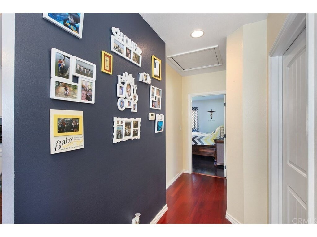 Building Photo - 2134 N Thomas St