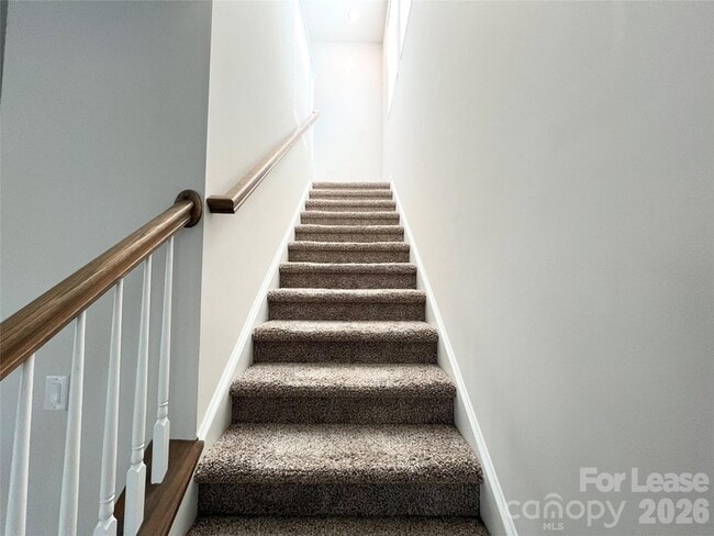 Building Photo - 11819 Midnight Wy