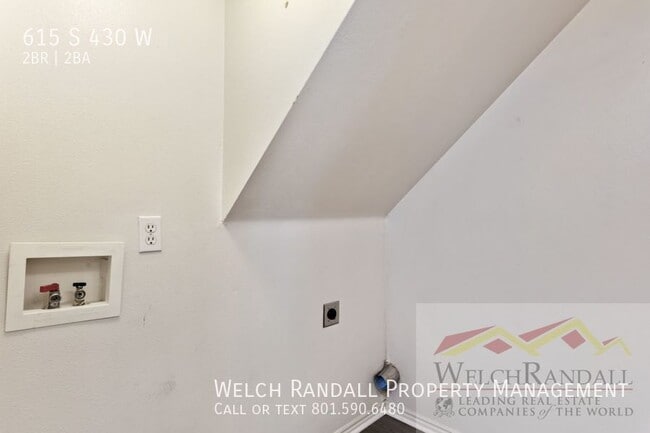 Building Photo - 615 430 W