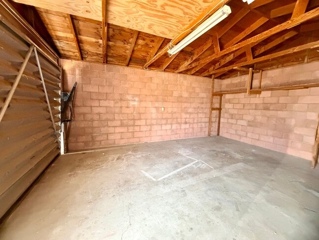 Building Photo - Modern 3-Bedroom Desert Bungalow with Stunning Views – Unfurnished - Price reflects MOVE IN SPECI...