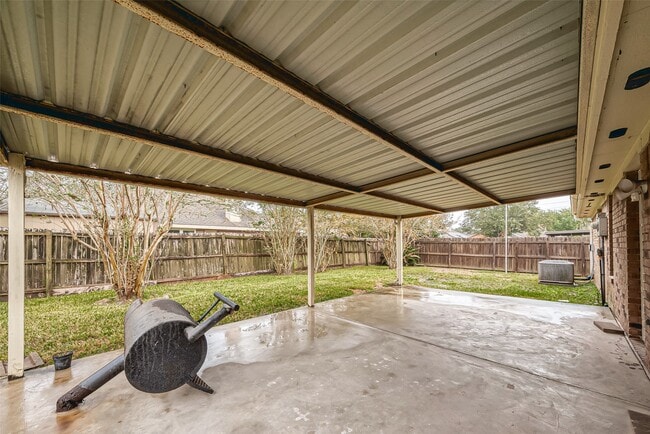 Building Photo - 4431 Duesenberg Dr