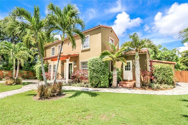 Primary Photo - 1700 SW 14th Ave