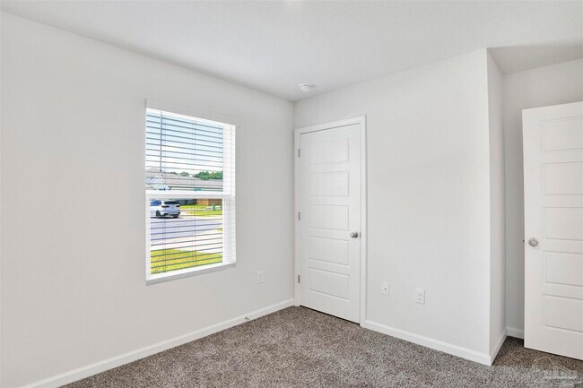 Building Photo - 7024 Tepin Ct