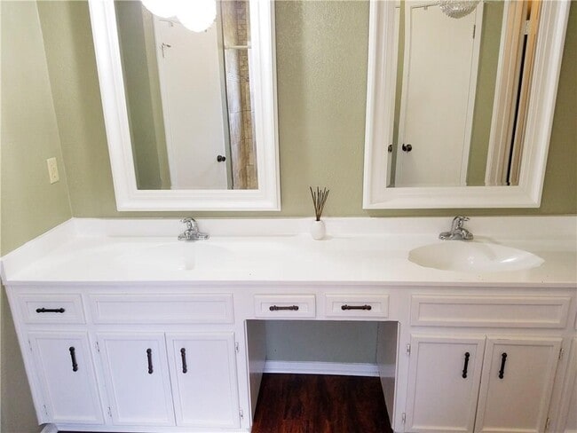 Building Photo - 11912 Stout Oak Trail