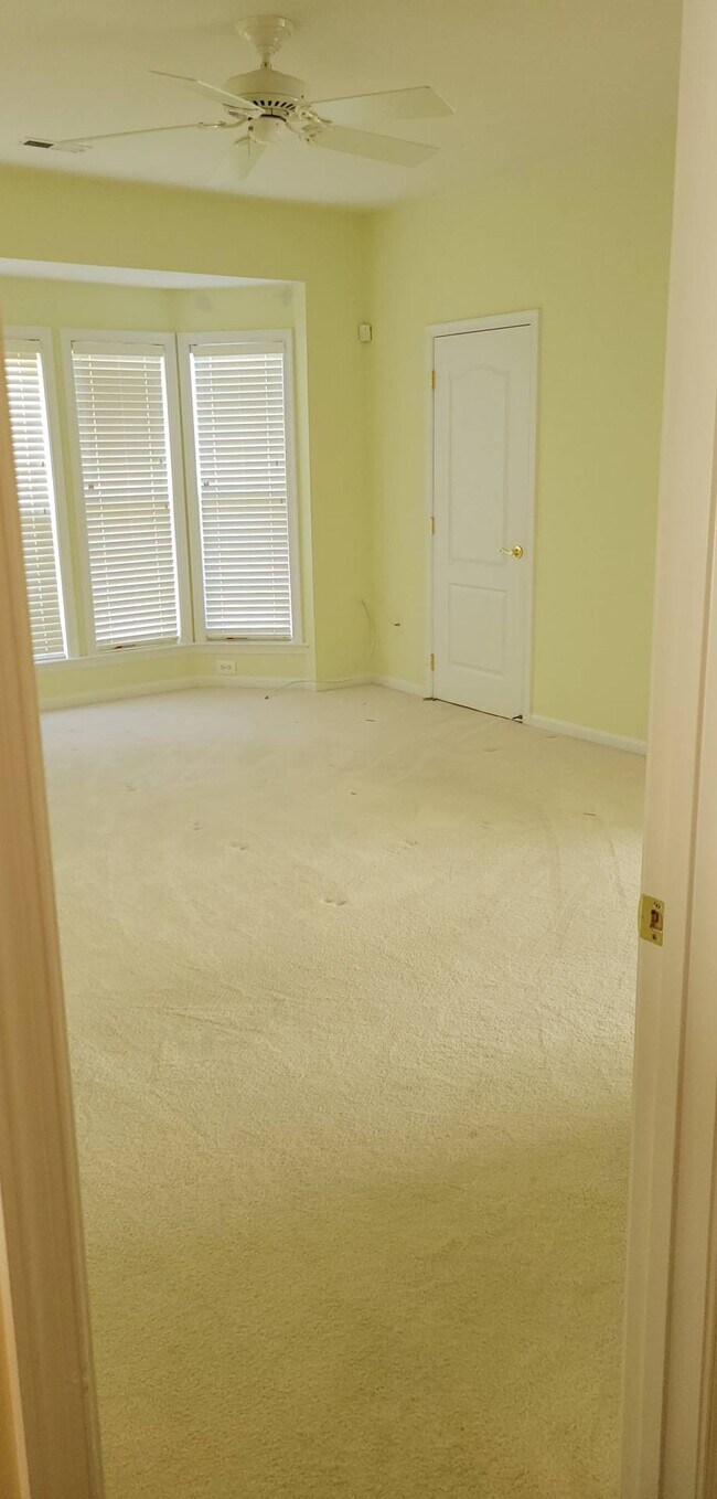 Building Photo - 125 Encore Ct