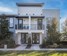 Building Photo - 1800 Houston St