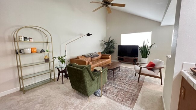 Building Photo - Wonderful 4 Bed 2 Bath Single Family Home ...
