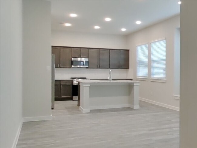 Building Photo - 22715 Terrazzo Dr