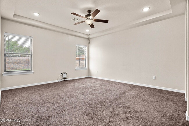 Building Photo - 618 Rafael Marmolejo St