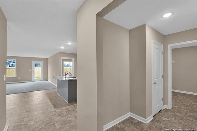 Building Photo - 737 Caelin Farms Rd