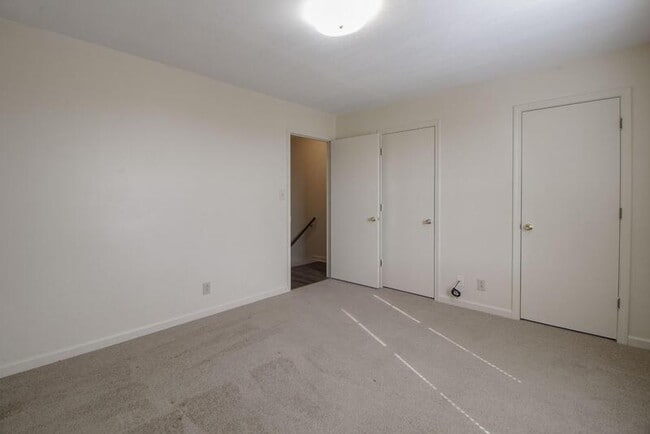 Building Photo - 284 Northridge Dr