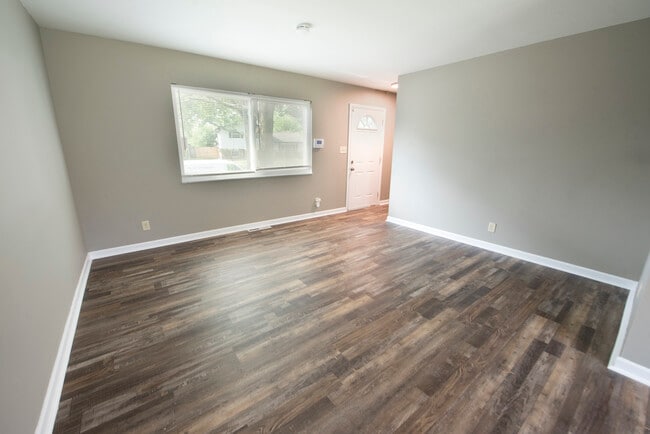 Building Photo - 5258 Kornwal Dr