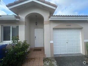 Building Photo - 11296 SW 17th Ct