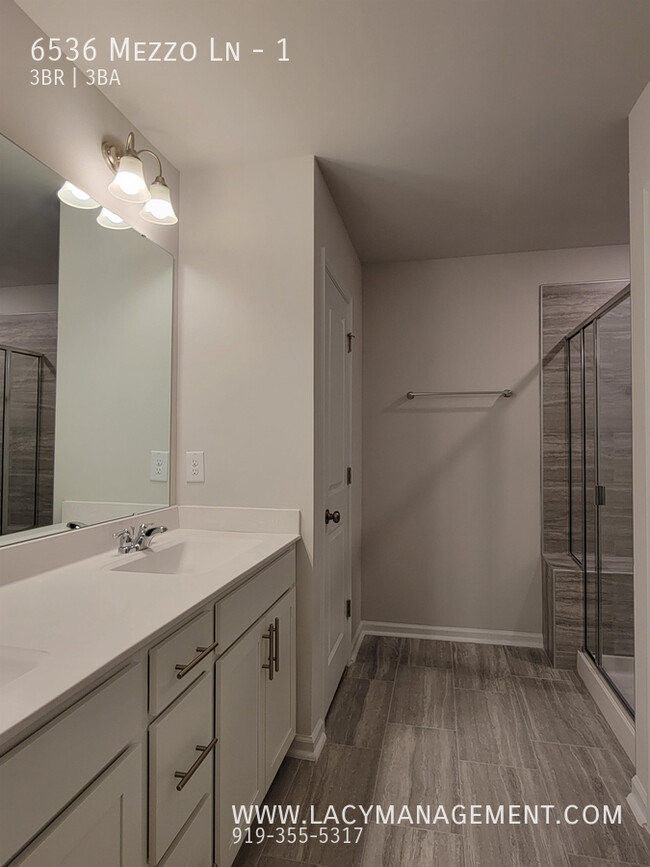 Building Photo - 6536 Mezzo Ln