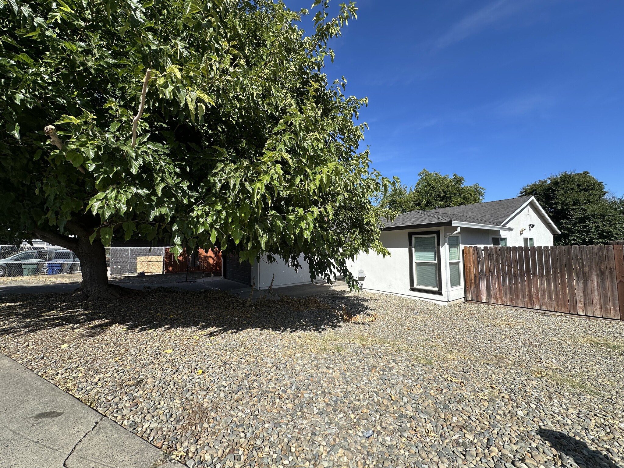 Building Photo - 7020 Roca Way
