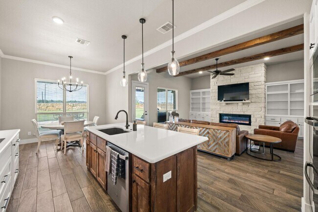 Building Photo - 3020 Keifer Marshall Dr