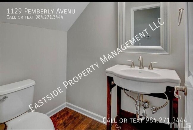 Building Photo - 1129 Pemberly Ave