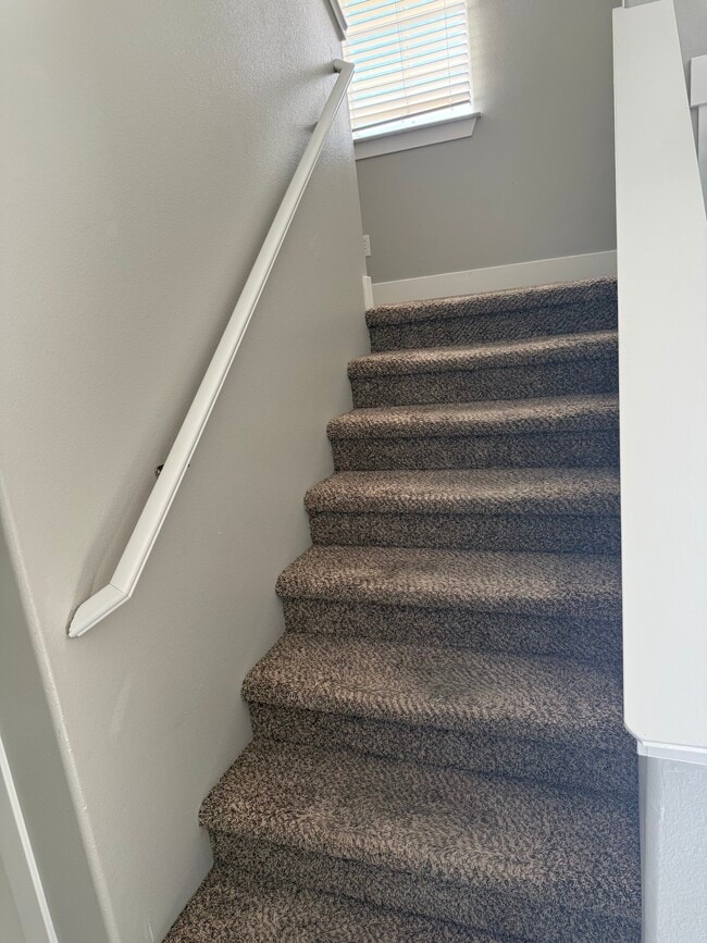 Building Photo - 5261 Schreiner Dr