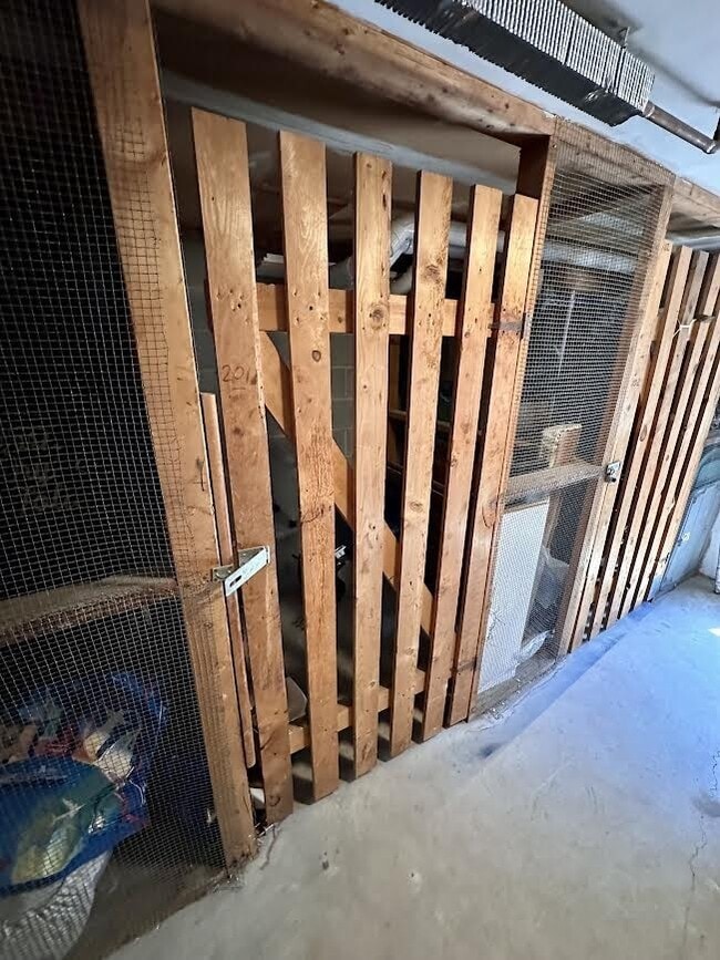 Building Photo - 1499 Shermer Rd