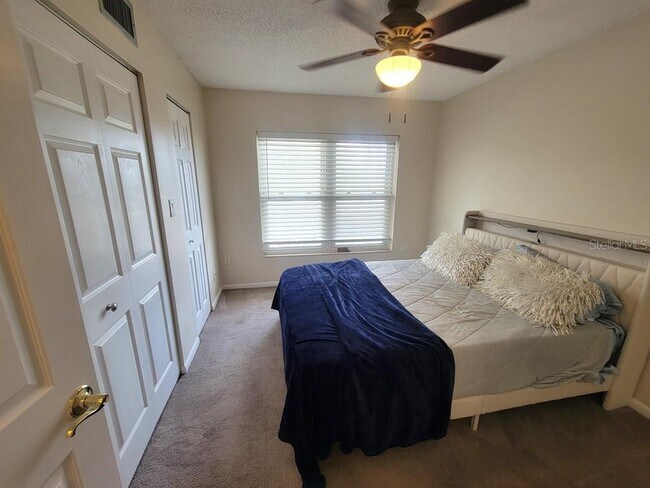 Building Photo - 311 Newport Dr
