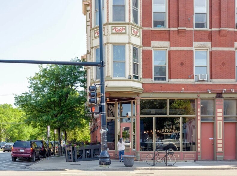 Building Photo - 2117 N Kedzie Blvd