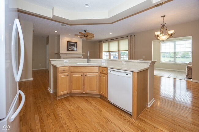 Building Photo - 12880 Oxbridge Pl