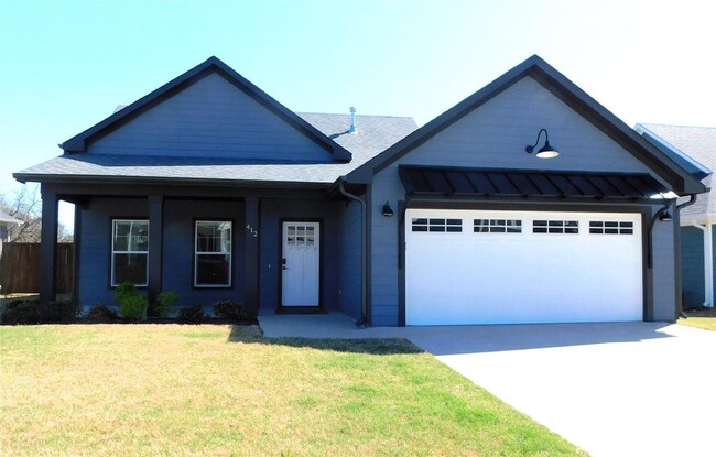 Building Photo - 412 Carneros Dr