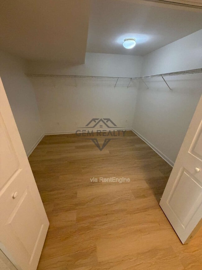 Building Photo - 4710 Turnberry Dr