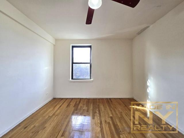 Building Photo - 1 bedroom in OAKLAND GARDENS NY 11364